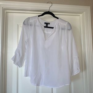 Blouse with flowy sleeves